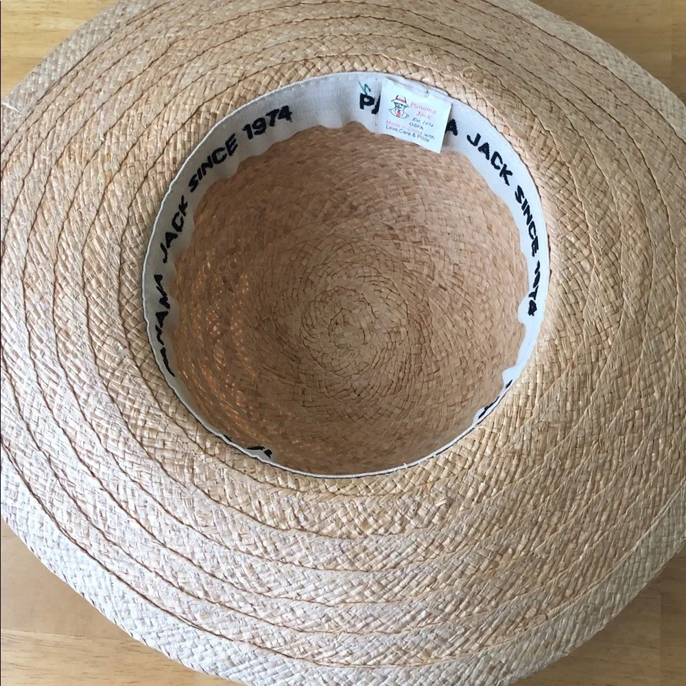 Woman’s rare Y2k Panama Jack beachy Natural Straw Sun Hat with Shell Accents